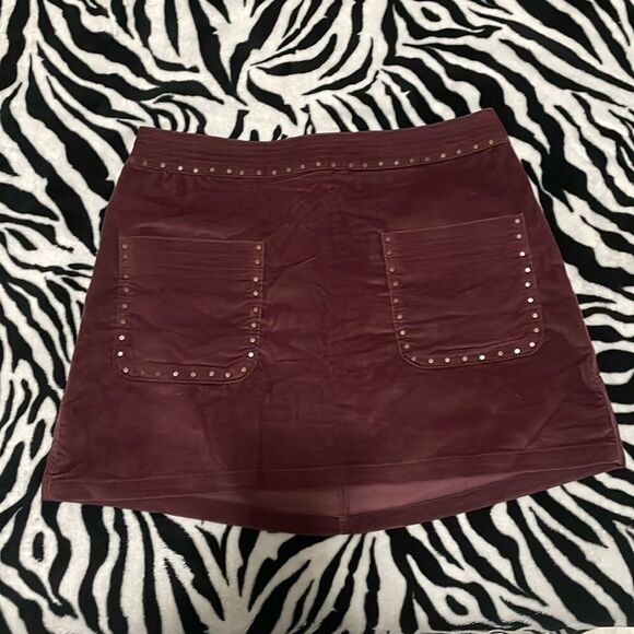 Abercombie and fitch burgundy fall autumn mini skirt Gypsy studded size 4 - Picture 2 of 9